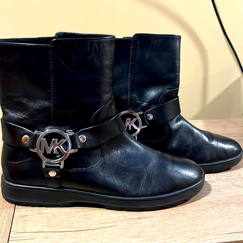 Michael Kors black ankle boots 8 1/2